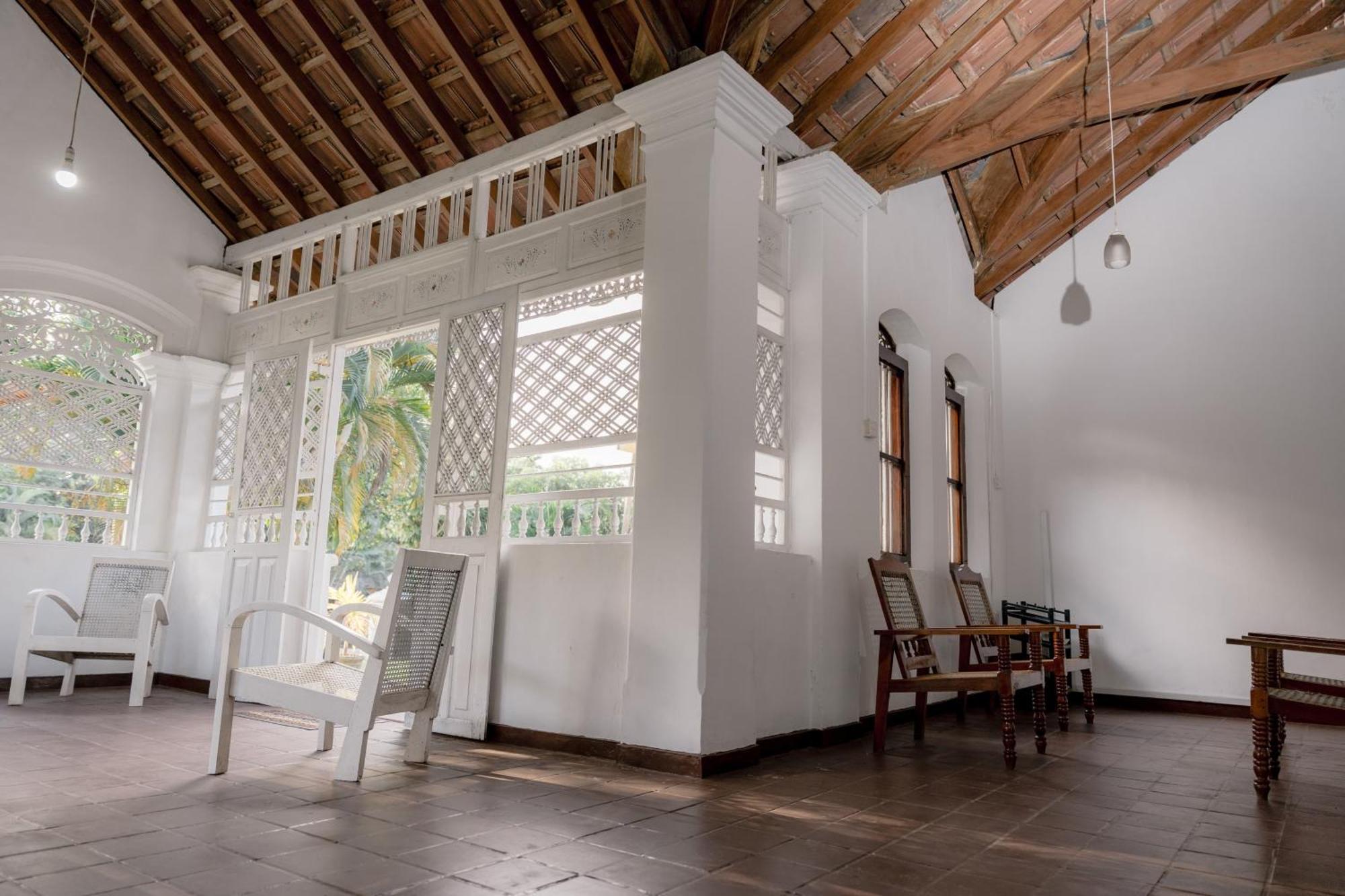 Colonial Bungalow Тангалла Экстерьер фото