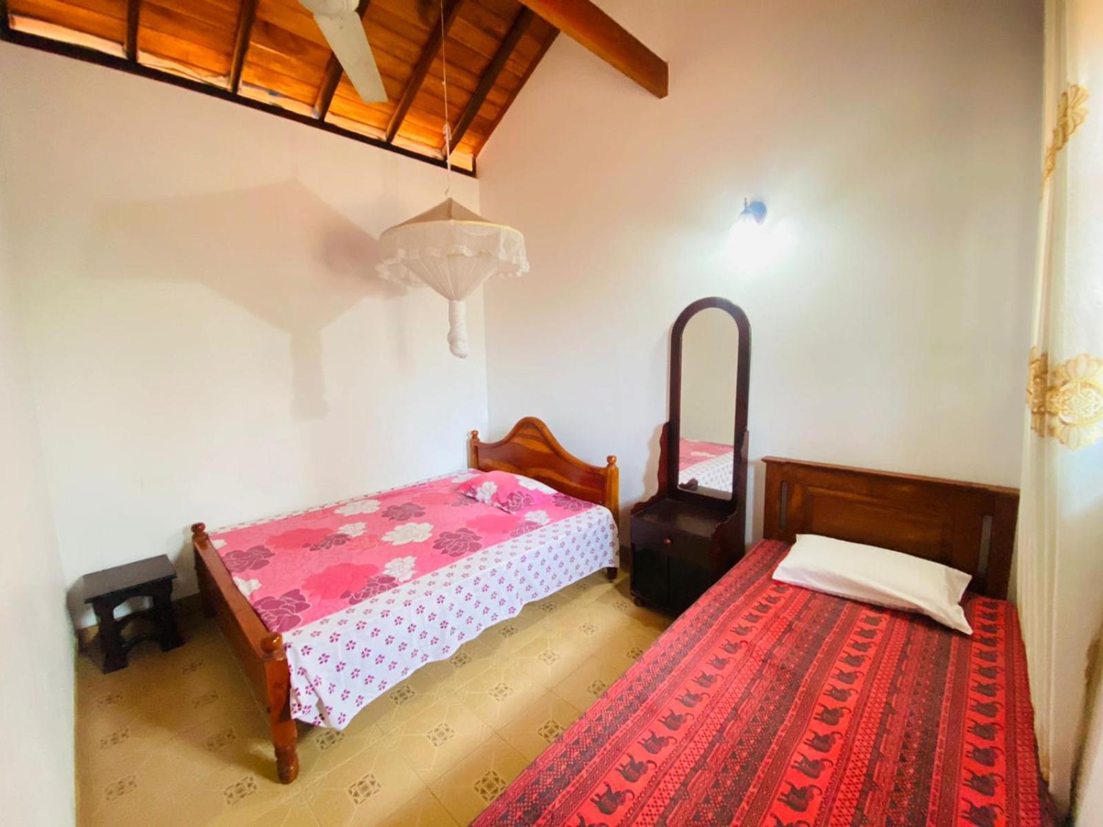 Colonial Bungalow Тангалла Экстерьер фото