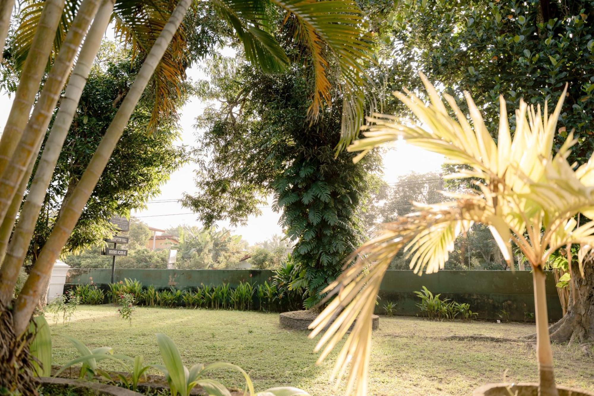 Colonial Bungalow Тангалла Экстерьер фото