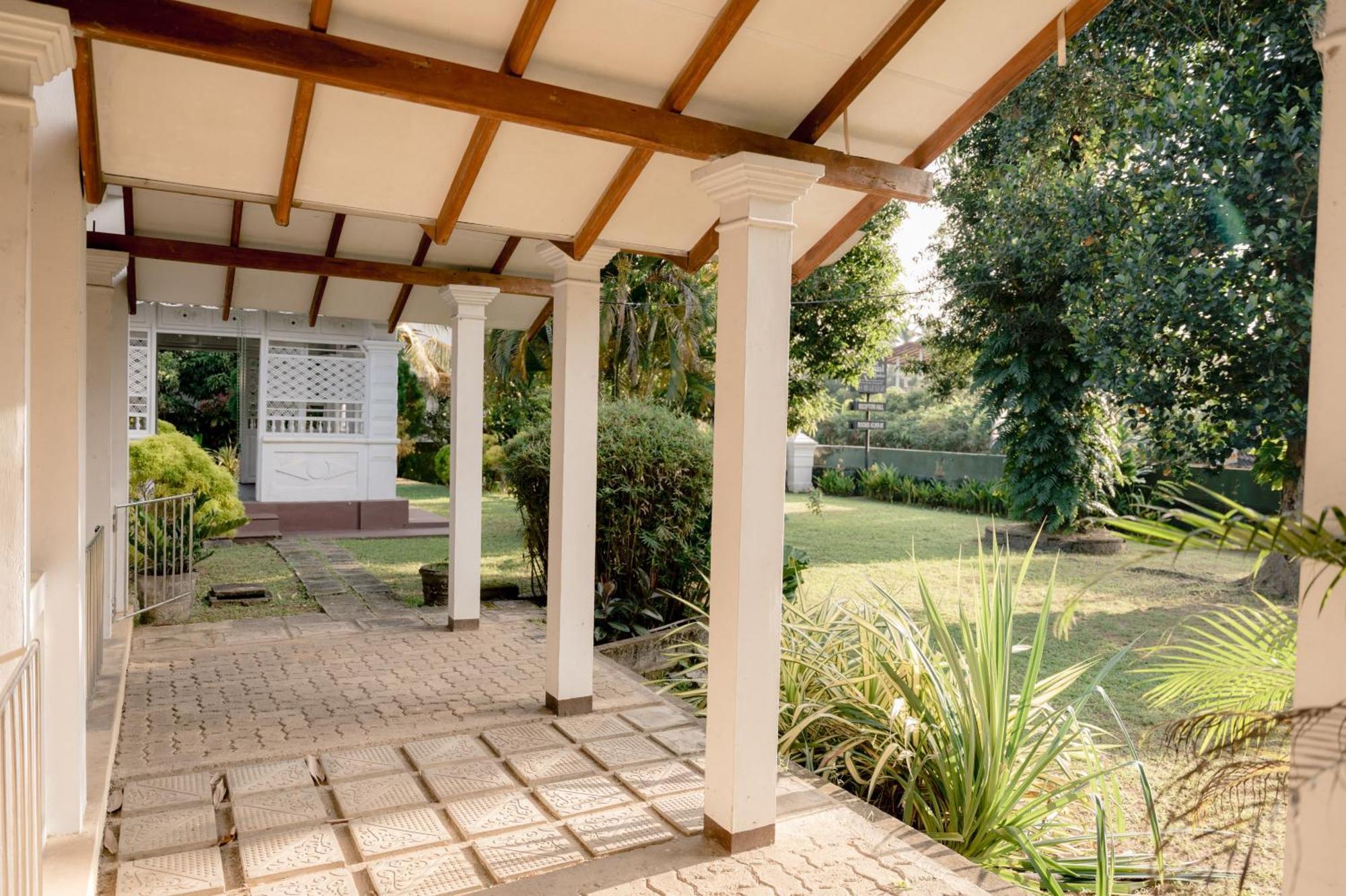 Colonial Bungalow Тангалла Экстерьер фото